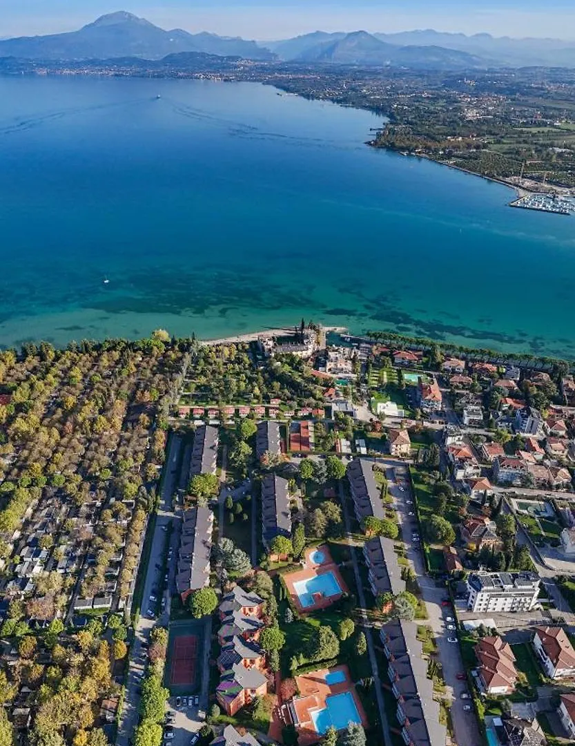 Appartamento Polaris Peschiera del Garda 0*,  Italy